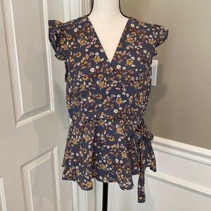 NWT size large women’s top.